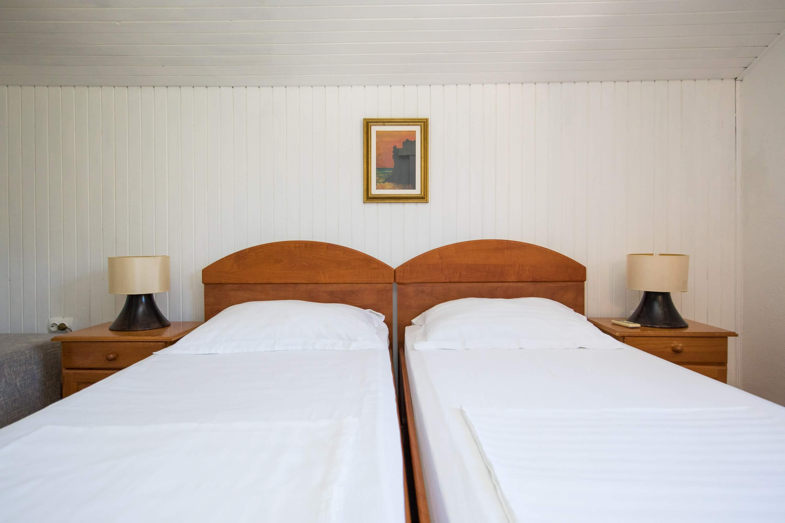 Guest House J&J ザトン エクステリア 写真