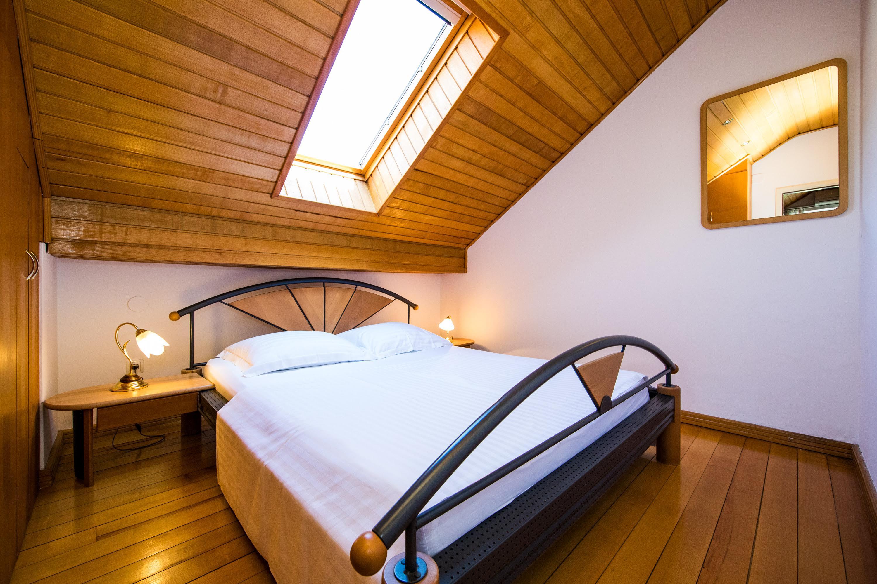 Guest House J&J ザトン エクステリア 写真