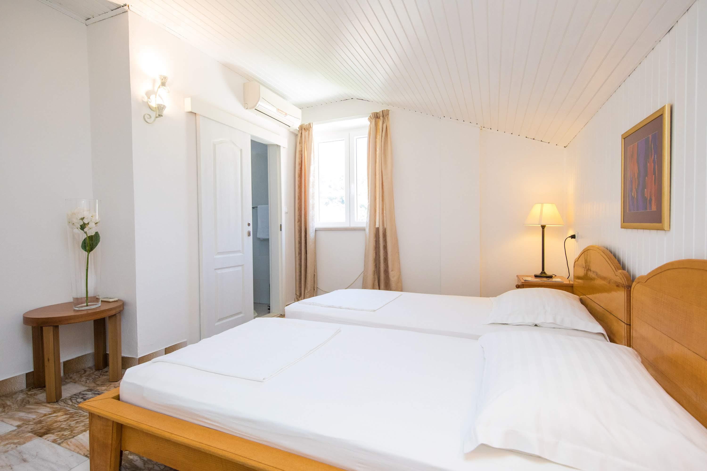 Guest House J&J ザトン エクステリア 写真