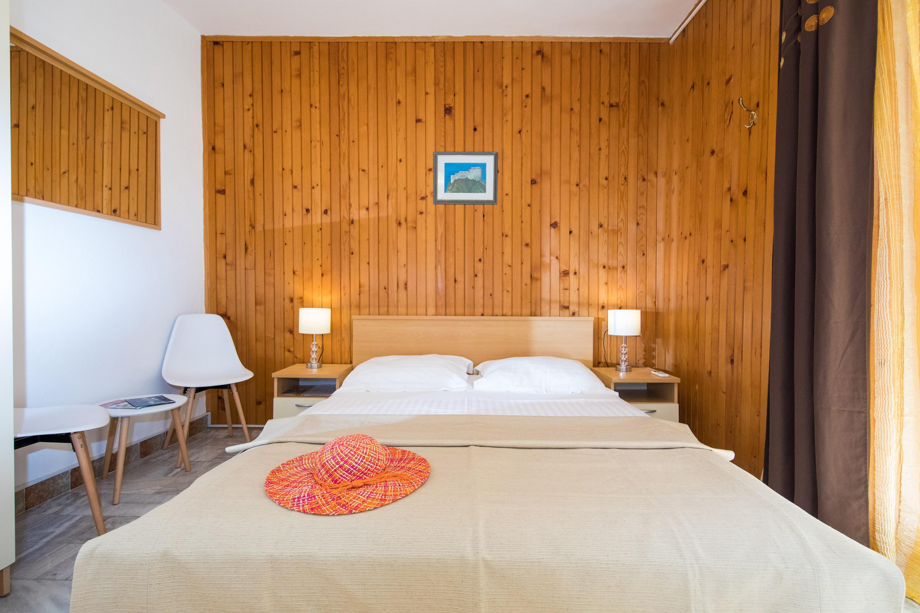 Guest House J&J ザトン エクステリア 写真